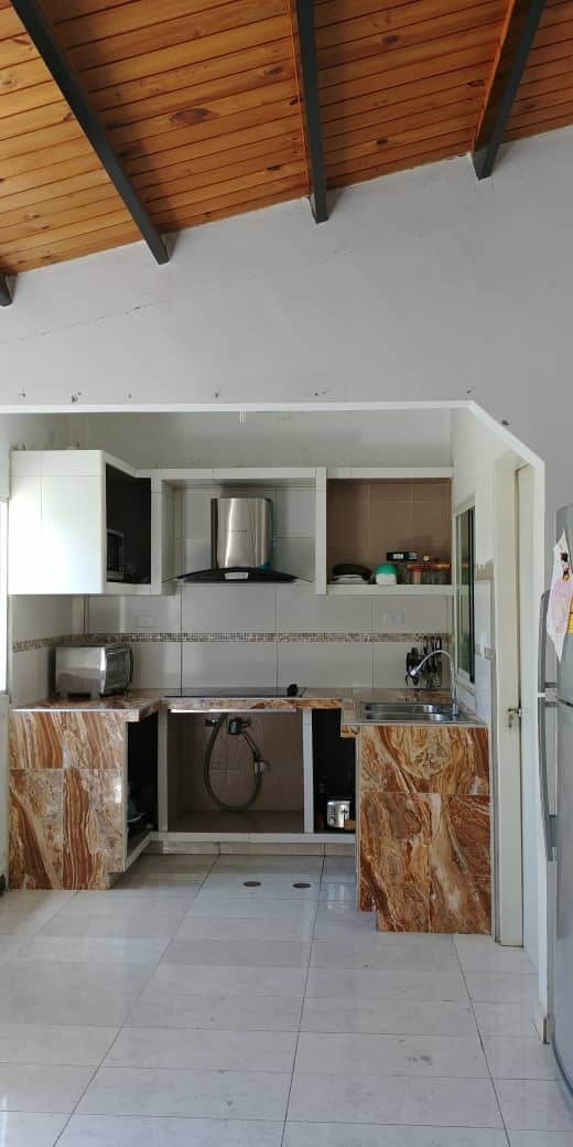 232 M2. Casa en venta en Carabali san Joaquin con José Luis - 410536