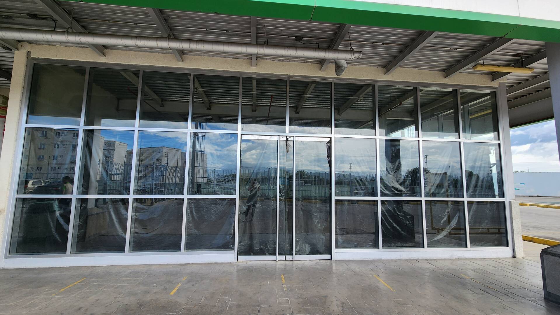 #192895 - Local / Casa Comercial para Alquiler en Los Guayos - G