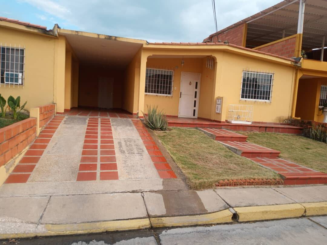 #238441 - Casa para Venta en San Joaquín - G