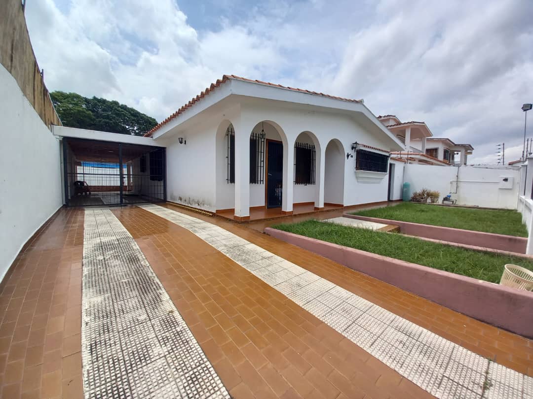 #283046 - Casa para Alquiler en Valencia - G