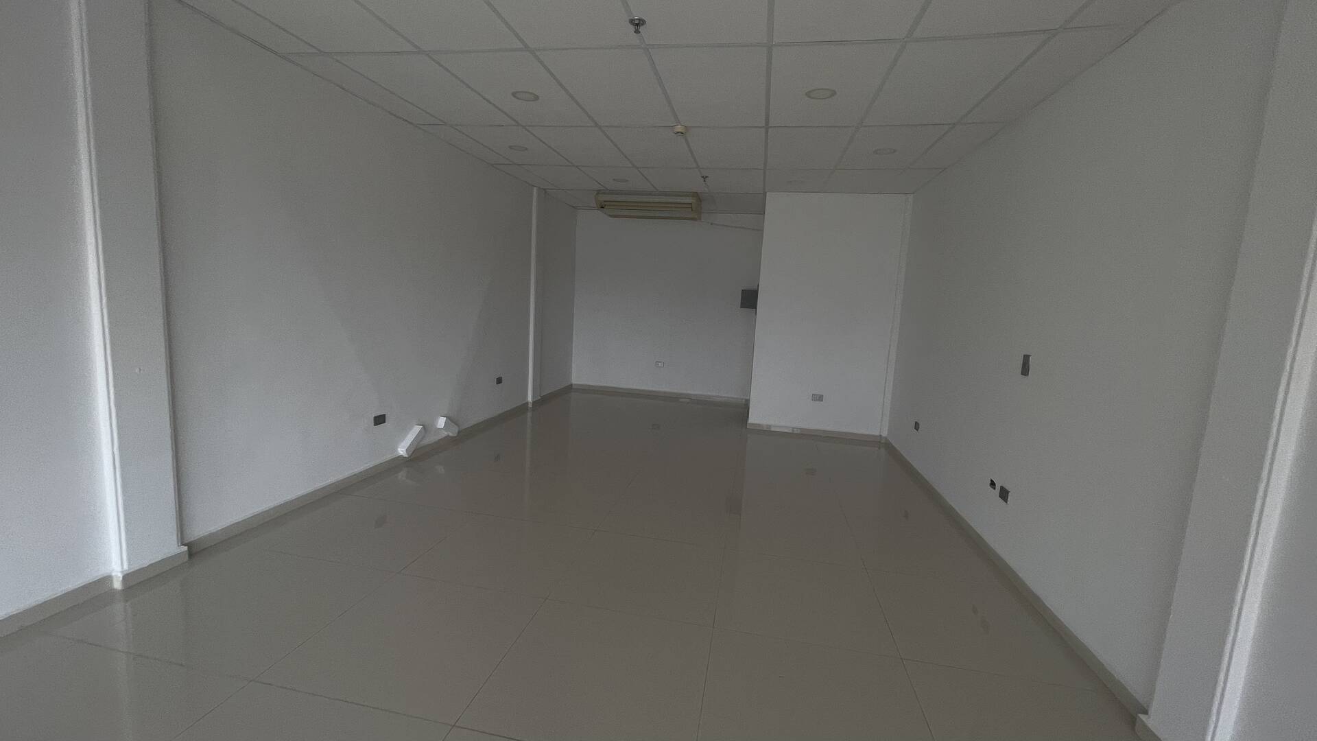 #318311 - Local / Casa Comercial para Alquiler en Los Guayos - G
