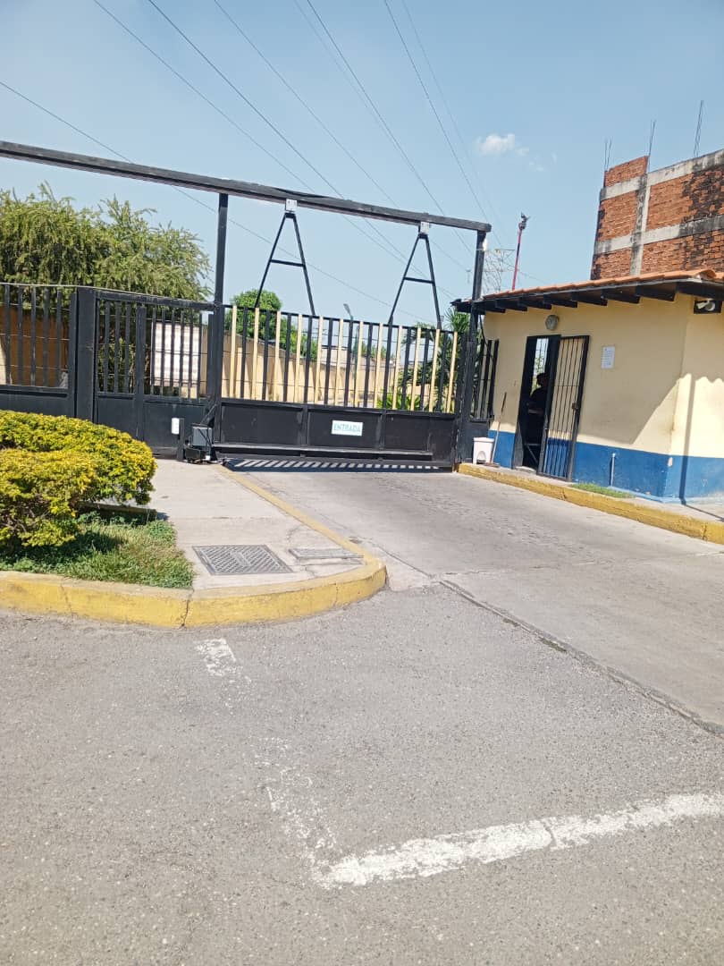 #321958 - Apartamento para Venta en Los Guayos - G