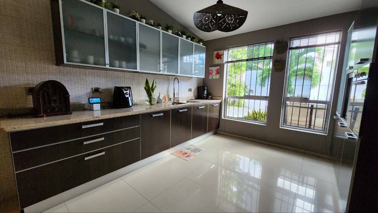 #243086 - Casa para Venta en Valencia - G