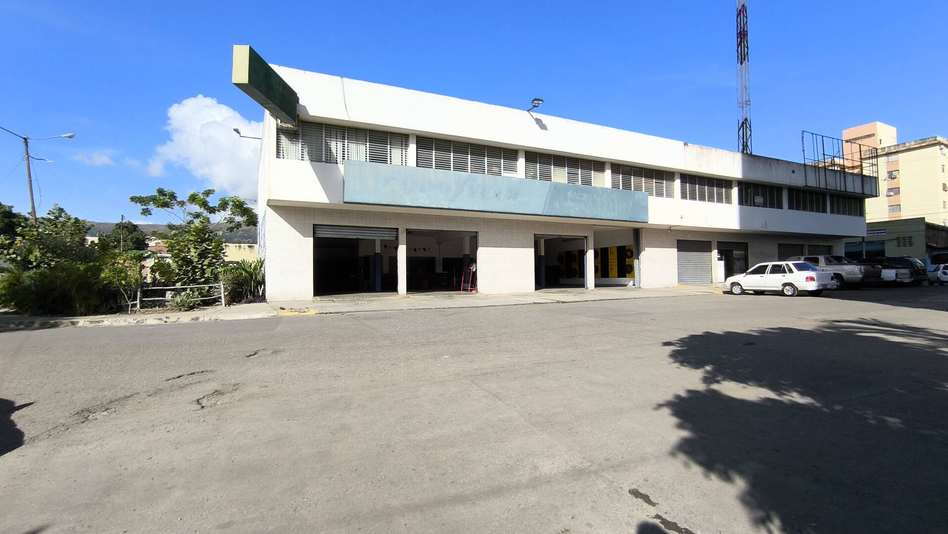 #324118 - Local / Casa Comercial para Alquiler en  Naguanagua - G