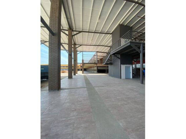 Local / Casa Comercial para Venta en Valencia - 4