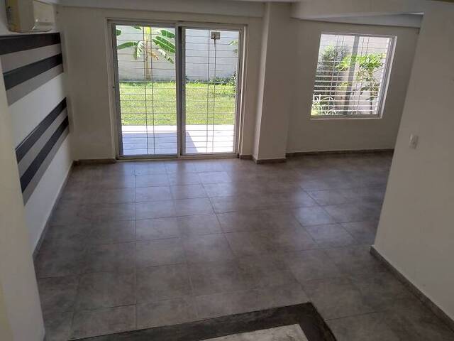 #130001 - Casa para Alquiler en  Naguanagua - G