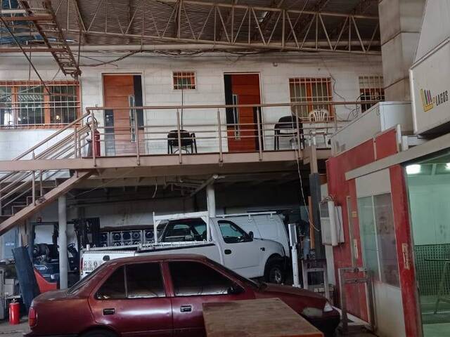 Galpón para Venta en Valencia - 4