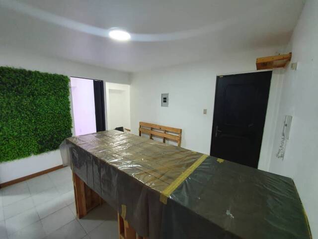 Edificio comercial para Venta en Valencia - 4