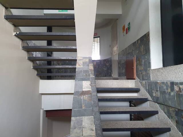 Edificio comercial para Venta en Valencia - 2