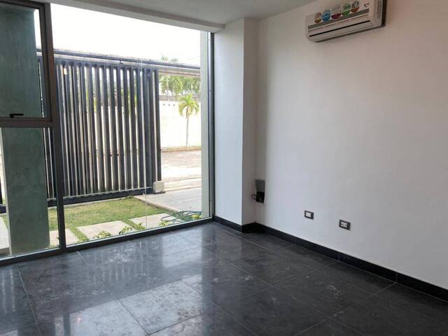 Casa para Venta en Valencia - 4