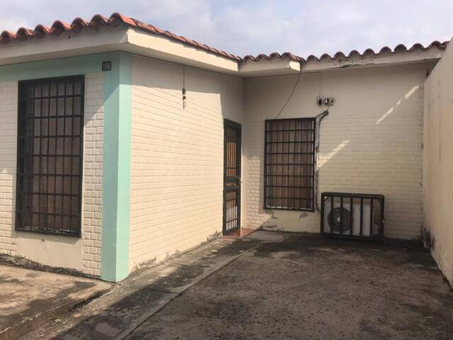 #151127 - Casa para Venta en San Joaquín - G