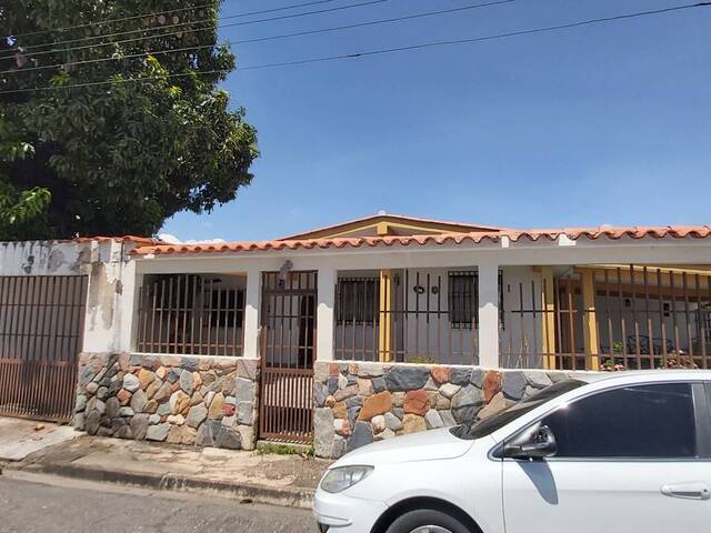 Venta en Ciudad Alianza - Guacara