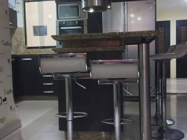 Apartamento para Alquiler en  Naguanagua - 5