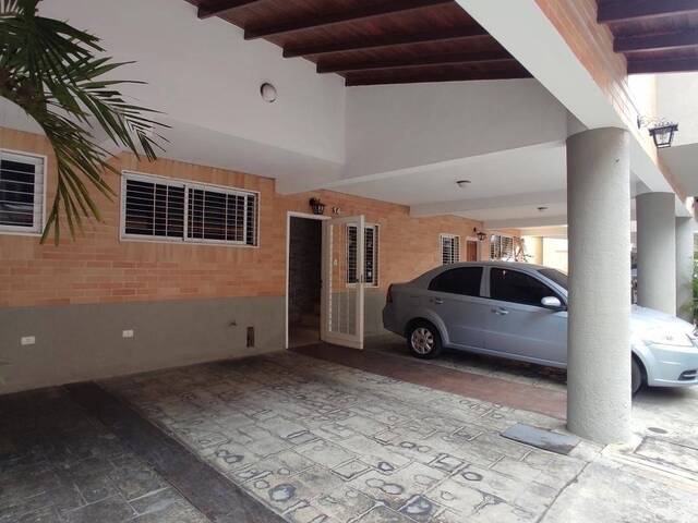 Venta en Mañongo  -  Naguanagua