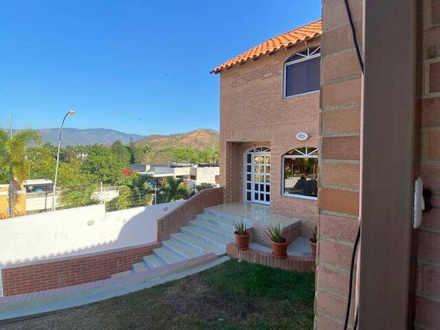 Casa para Venta en Valencia - 3