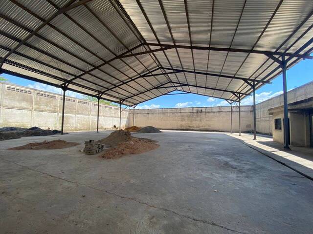 Venta en Zona Industrial La Floresta - Guacara