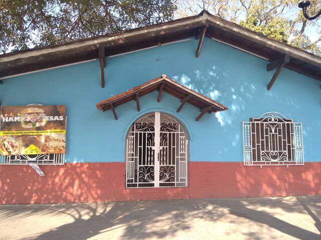 Venta en Av. Bolivar - Valencia