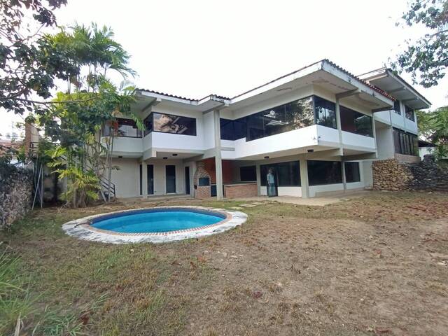 Venta en Guataparo Country Club - Valencia