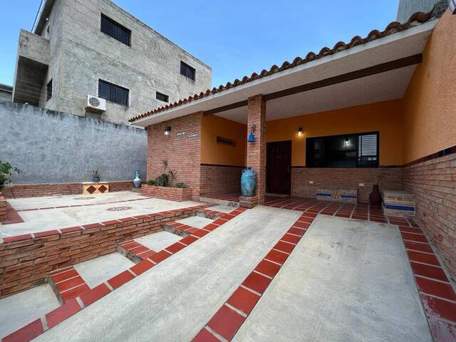 #180797 - Casa para Venta en  Naguanagua - G - 1