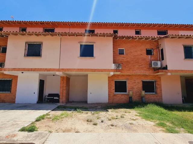 Venta en Ave de Paraiso - San Diego