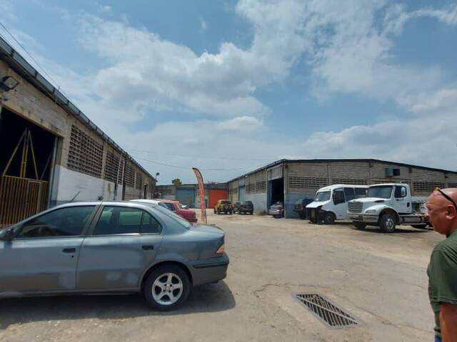 Galpón para Venta en Valencia - 4