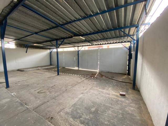 Local / Casa Comercial para Venta en Valencia - 2