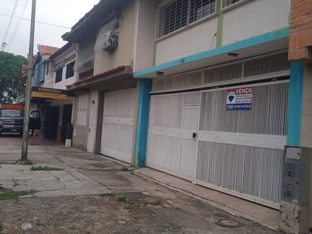 Venta en Av. Don Julio Centeno - San Diego