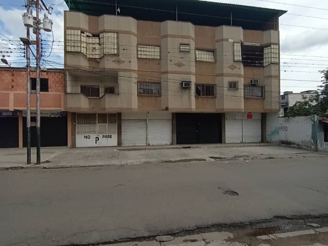  en  - 