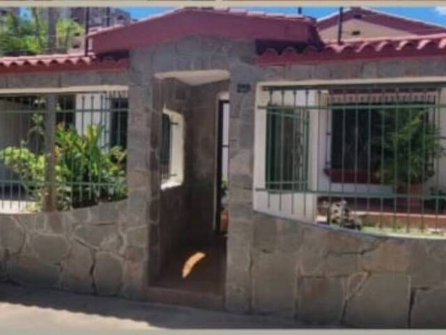 Venta en Urb Las Chimeneas I - Valencia