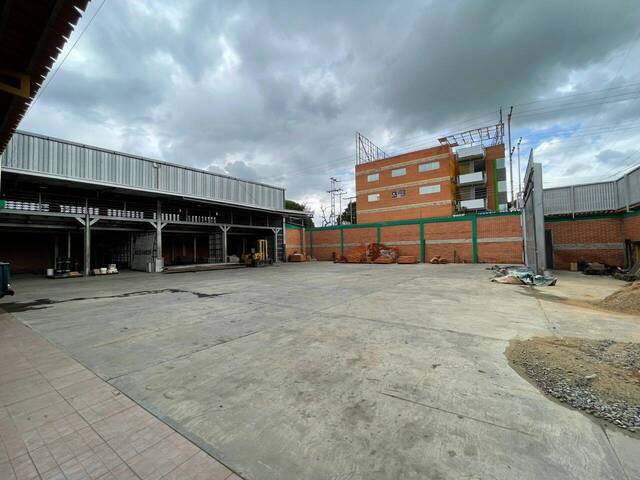 #197739 - Galpón para Alquiler en Valencia - G