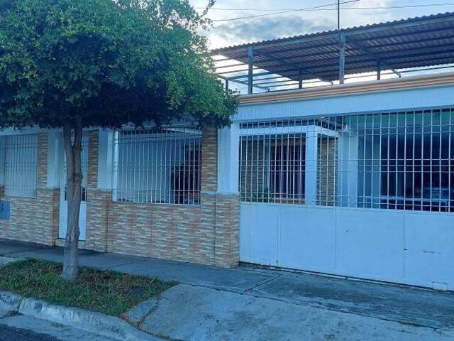 Venta en Villa Alianza - Guacara