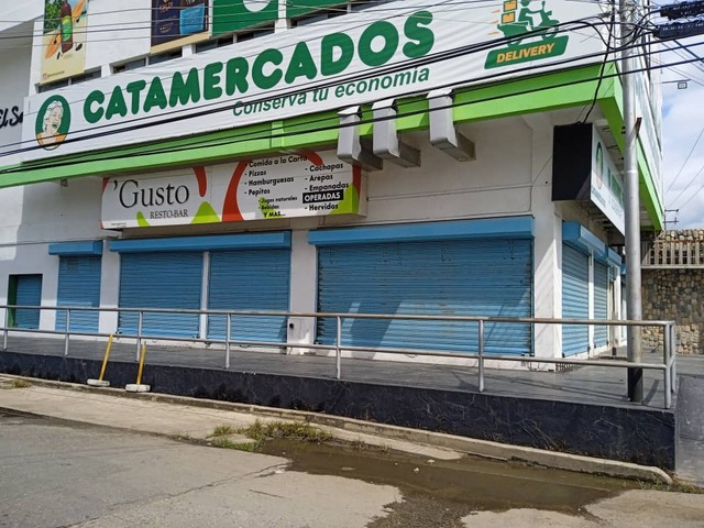 Venta en Av. Bolívar Vieja de Naguanagua -  Naguanagua