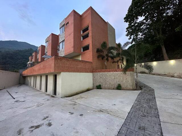 Venta en La Entrada  -  Naguanagua