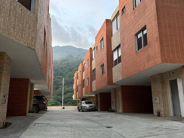 Townhouse para Venta en Naguanagua - 3