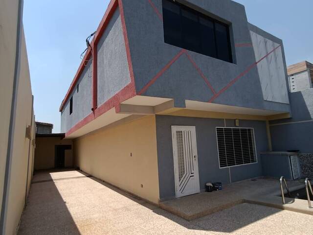 Venta en Mañongo  -  Naguanagua