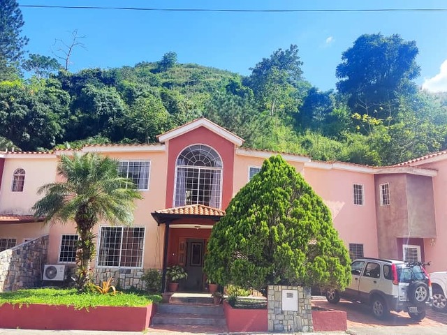Venta en La Entrada  -  Naguanagua
