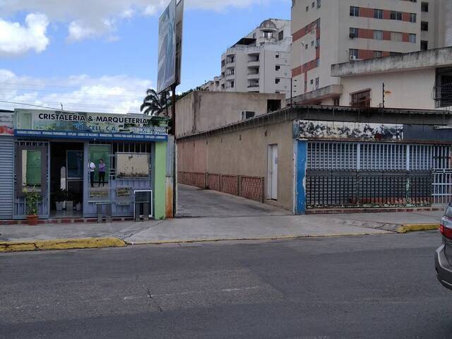 Venta en Valles de Camoruco - Valencia