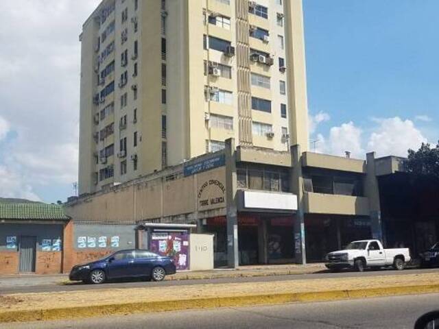 Alquiler en Av. Bolivar - Valencia