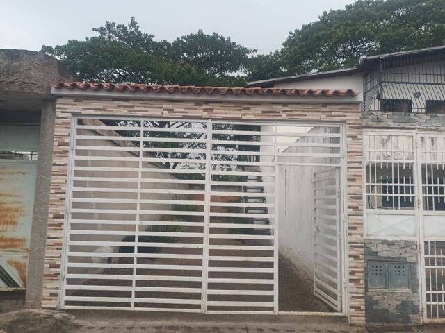 Venta en Las Gardenias - San Joaquín