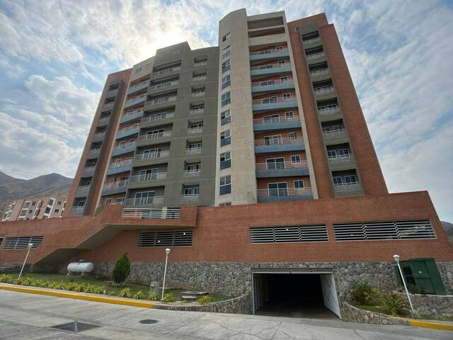 Venta en Jardín Mañongo -  Naguanagua