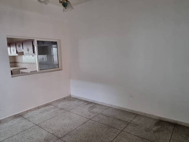 #211230 - Casa para Venta en Morón - G - 3