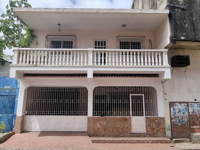 #211230 - Casa para Venta en Morón - G - 1