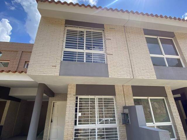 Venta en La Esmeralda - San Diego