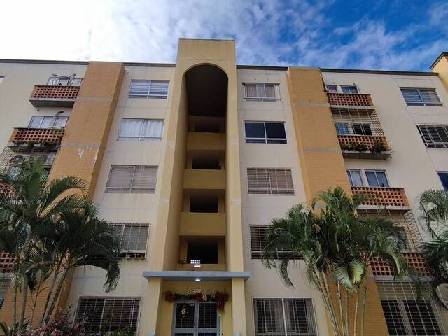 Venta en Valles del Nogal - San Diego