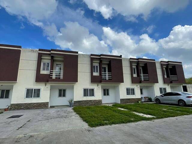#221000 - Townhouse para Venta en  Naguanagua - G