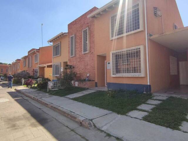 #220721 - Casa para Venta en Valencia - G