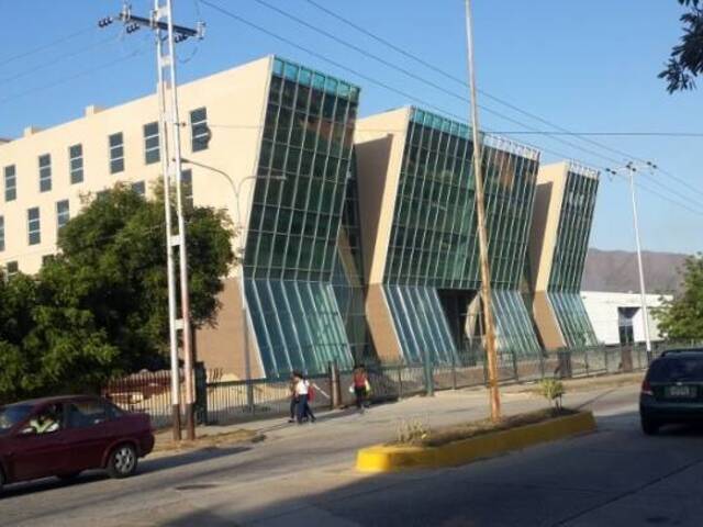 #272875 - Local / Casa Comercial para Venta en San Diego - G
