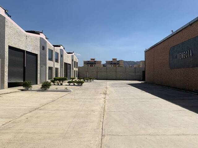 #241050 - Galpón para Venta en San Diego - G