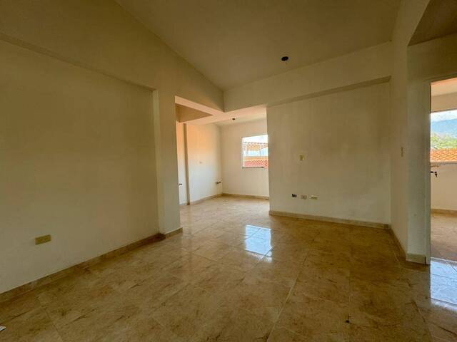 Apartamento para Venta en  Naguanagua - 5