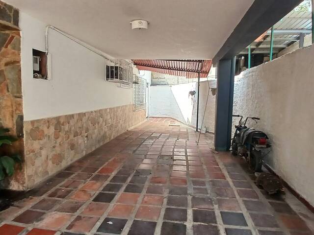 #229405 - Casa para Alquiler en  Naguanagua - G